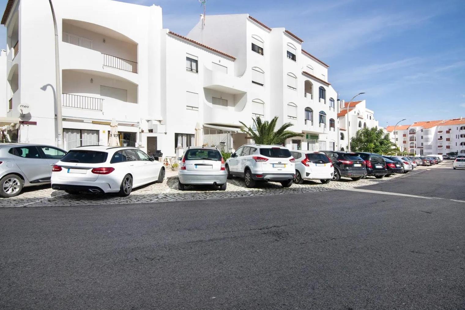 אלבופיירה Blue Wave Escape Apartment מראה חיצוני תמונה